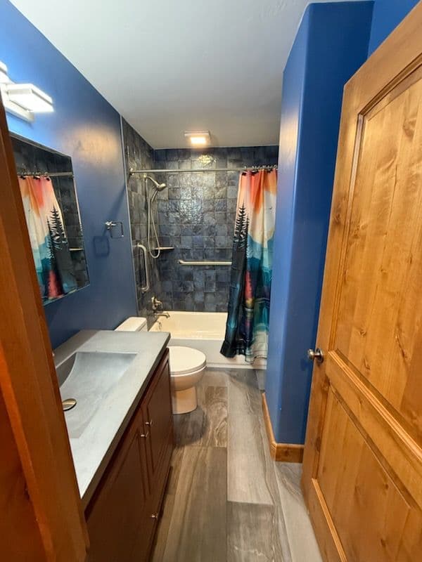 Gallery photos for Stylish Bathroom Transformations Across Four Homes: Image #2